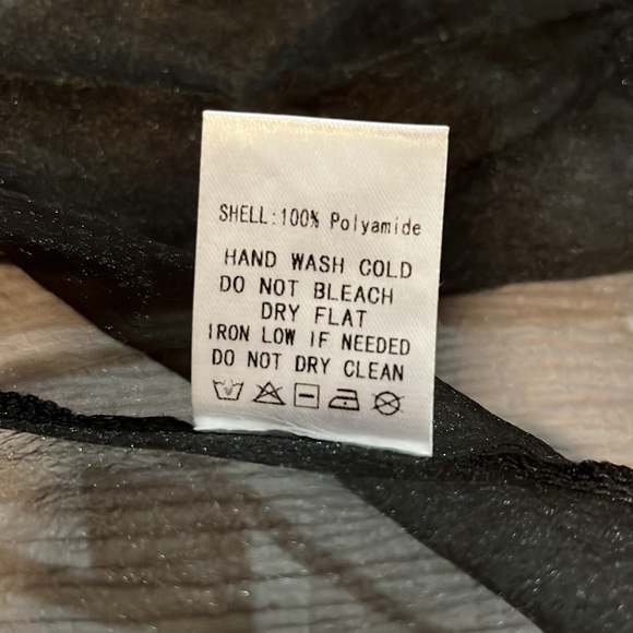 Akira AUDREY PEPLUM BLOUSE - Picture 10 of 12